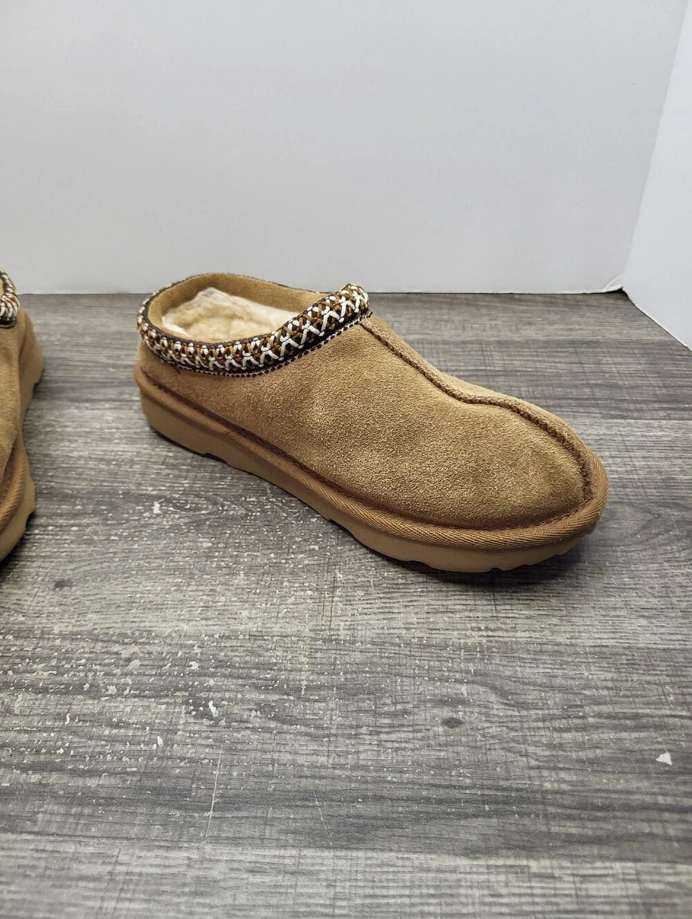 UGG Tasman II Kids' Slipper Size 2 Chestnut Suede Slip-On